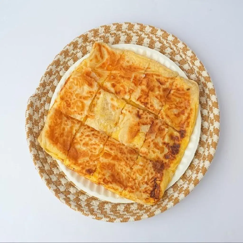 Plain Cheddar Cheese Mutabbak